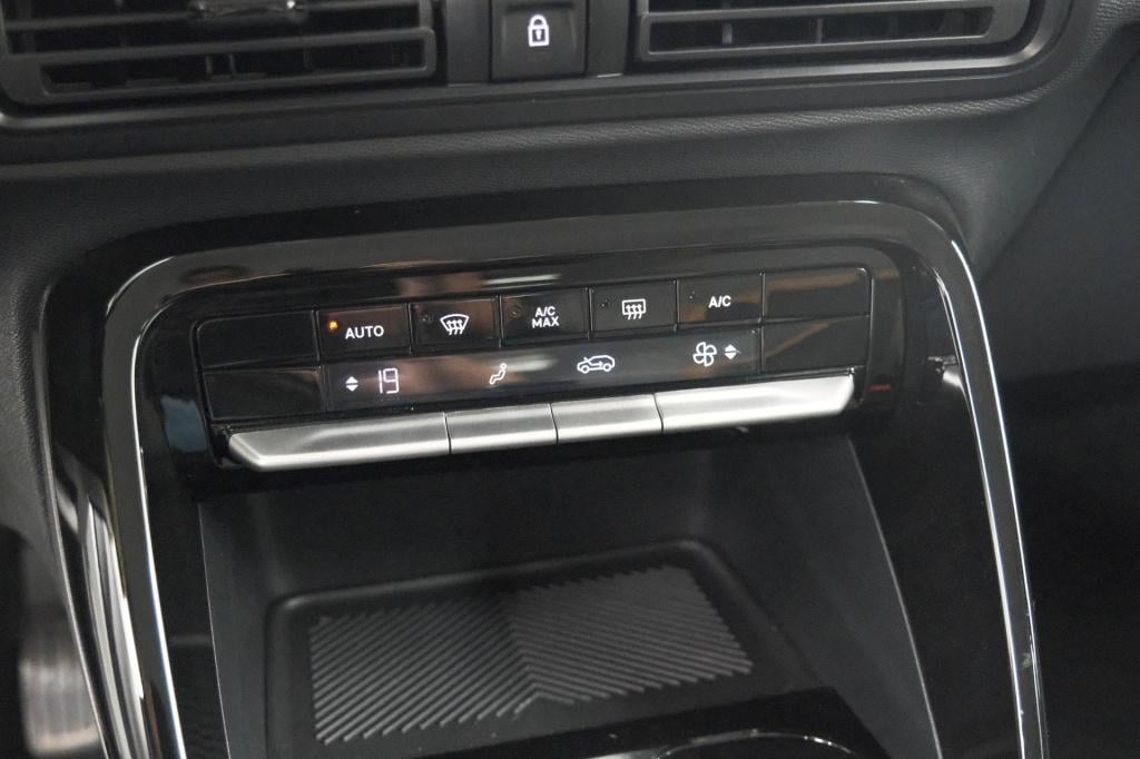 Citroen C3 Aircross 1.2 turbo 100pk plus | camera | parkeersensoren | apple
