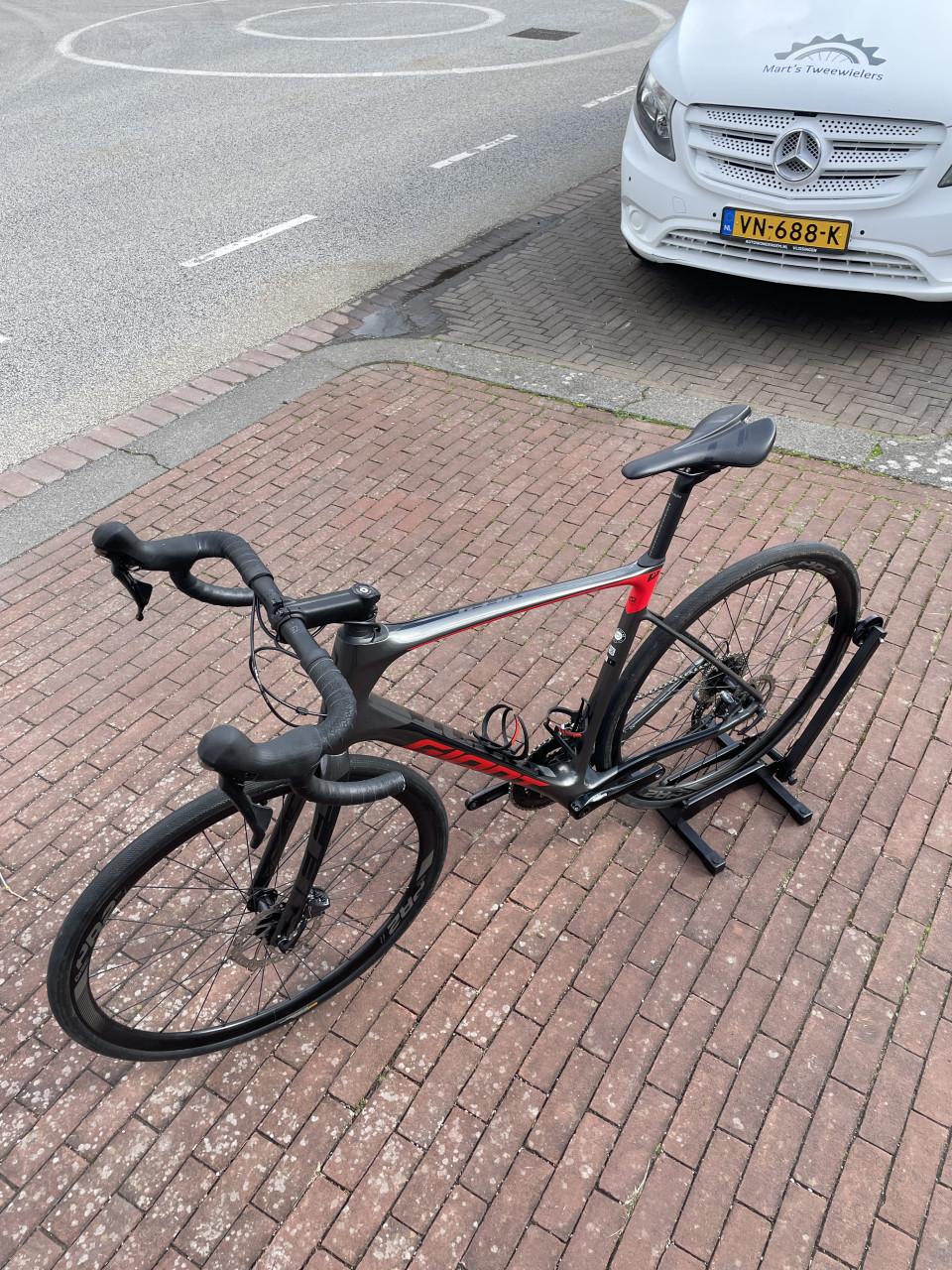 Giant Advance Carbon Racefiets zo goed als nieuw !!!