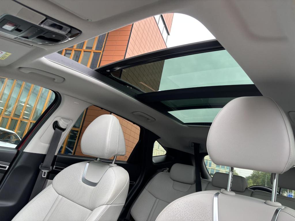Hyundai Tucson 1.6 t-gdi hev premium sky
