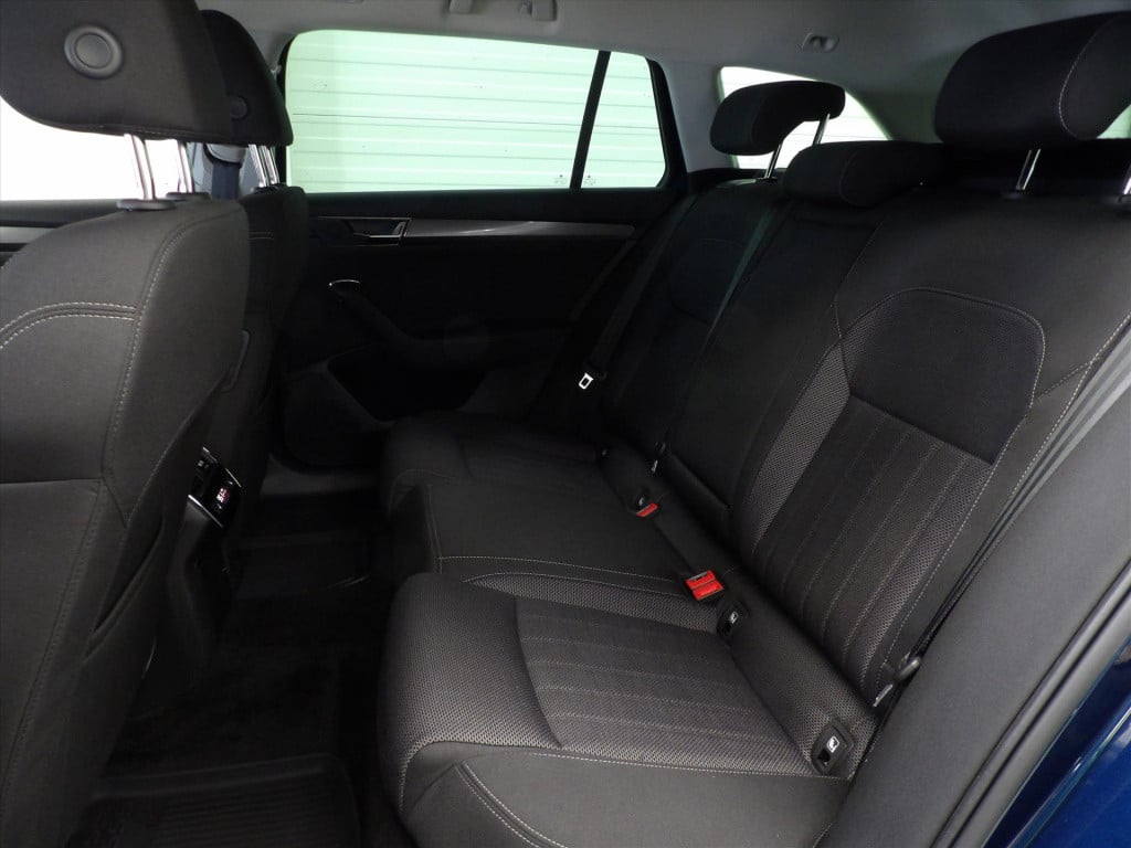 Skoda Superb combi 1.4 tsi phev 217pk dsg-6 style
