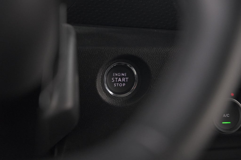 Citroen Ë-c4 shine 50 kwh | camera | pack winter | apple carplay | navigati