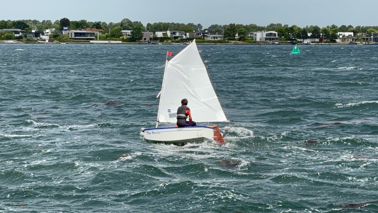 Optimist volledig zeilklaar met dubbele bodem en luchtkasten