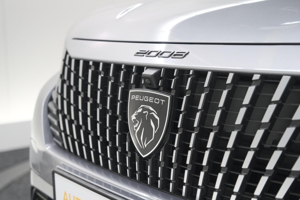 Peugeot 2008 hybrid 136 e-dcs6 allure | 360 camera | adaptieve cruise contr