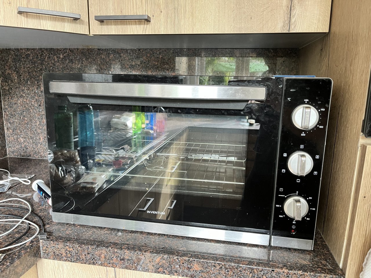 Oven