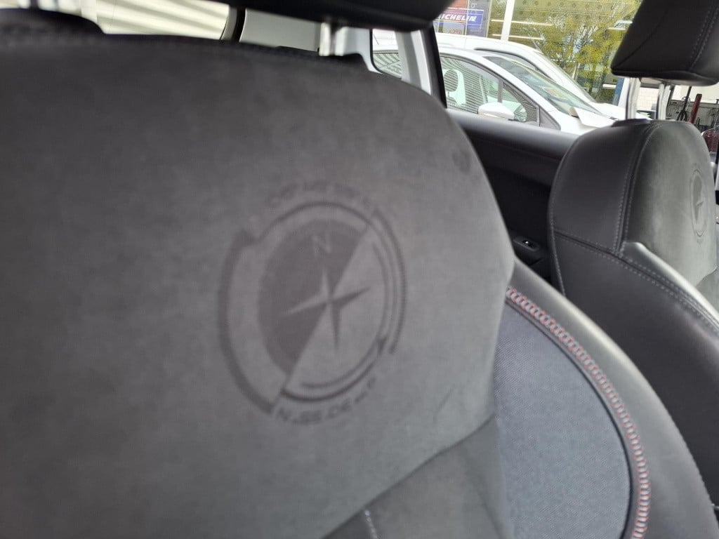 Peugeot 2008 suv 1.2 crossway nav/clima/trekhaak