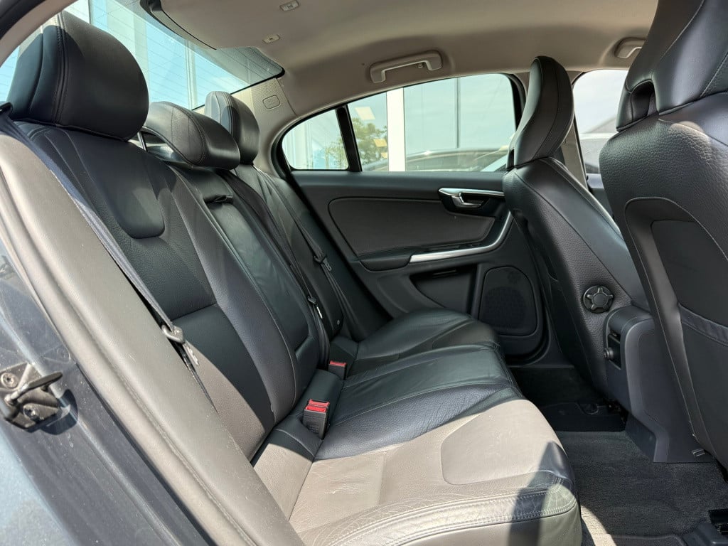Volvo S60 2.0t intro edition