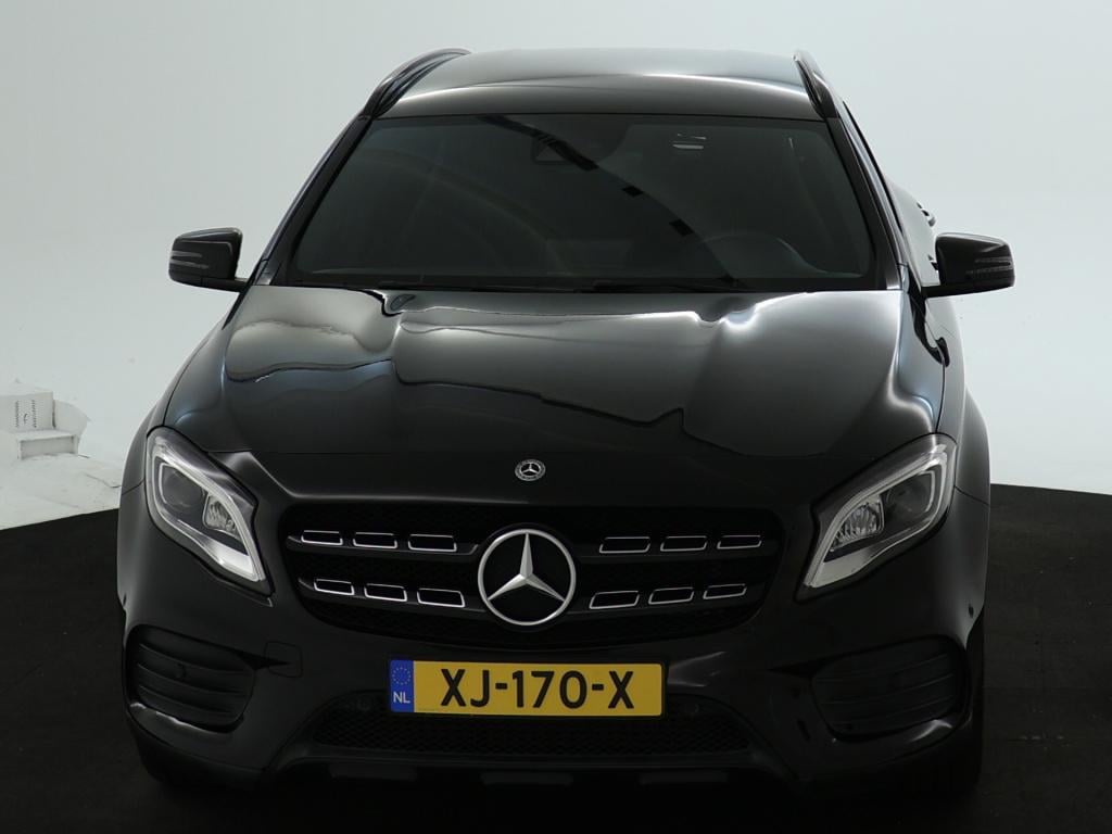 Mercedes-Benz Gla-klasse 180 business solution amg | cruise control | amg l