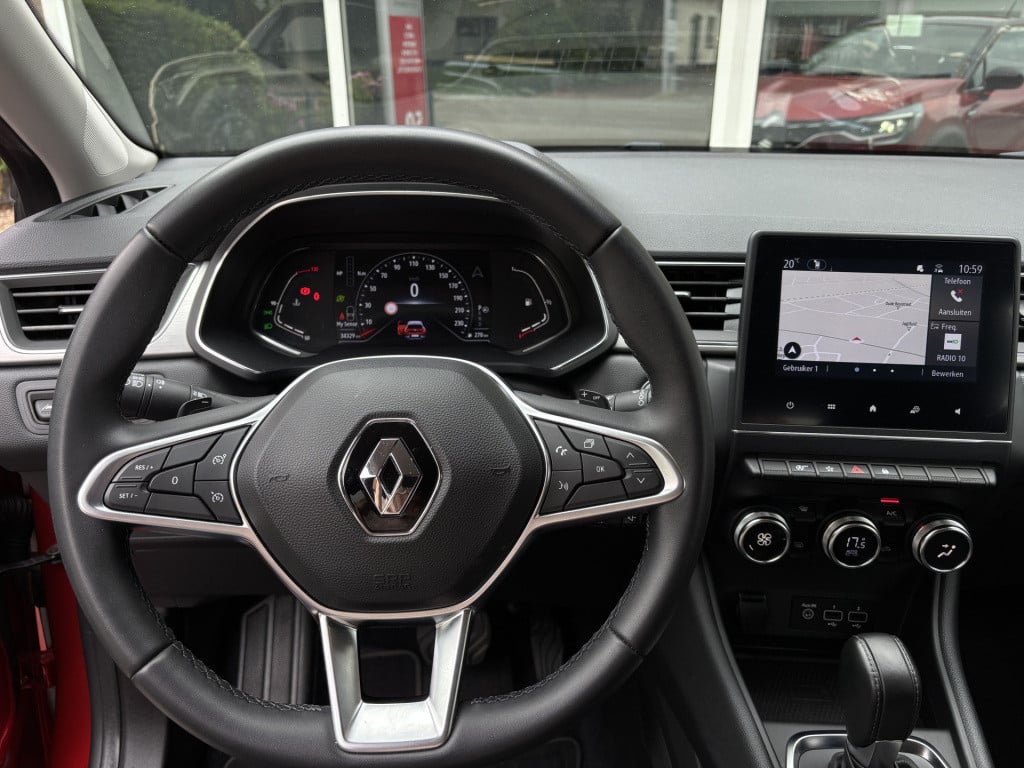 Renault Captur automaat 1.3 tce 140 intens