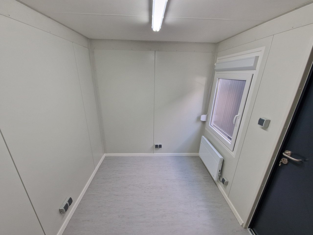 Nieuwe 20ft combinatiecontainers / combicontainers 600x244cm