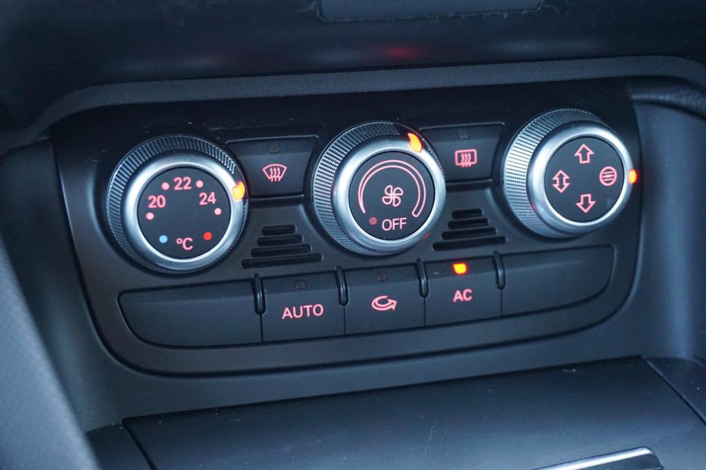 Audi TT roadster 1.8 tfsi airco / carplay / cruise / camera / sport velgen 