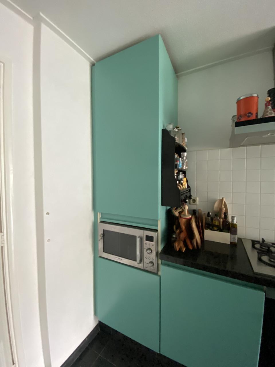 Keuken Gratis ( + deel apparatuur over te nemen)