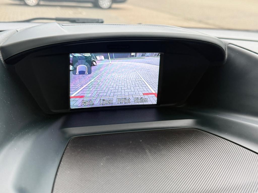 Ford C-max 1.0 edition plus