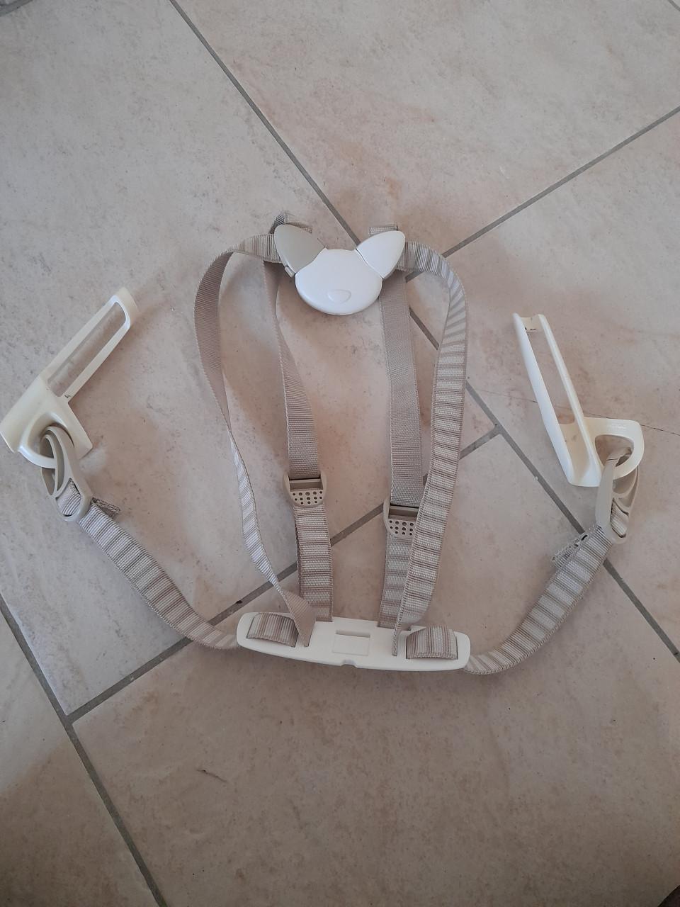 Tripp trapp kindetrtuigje / gordel (z.g.a.n.)