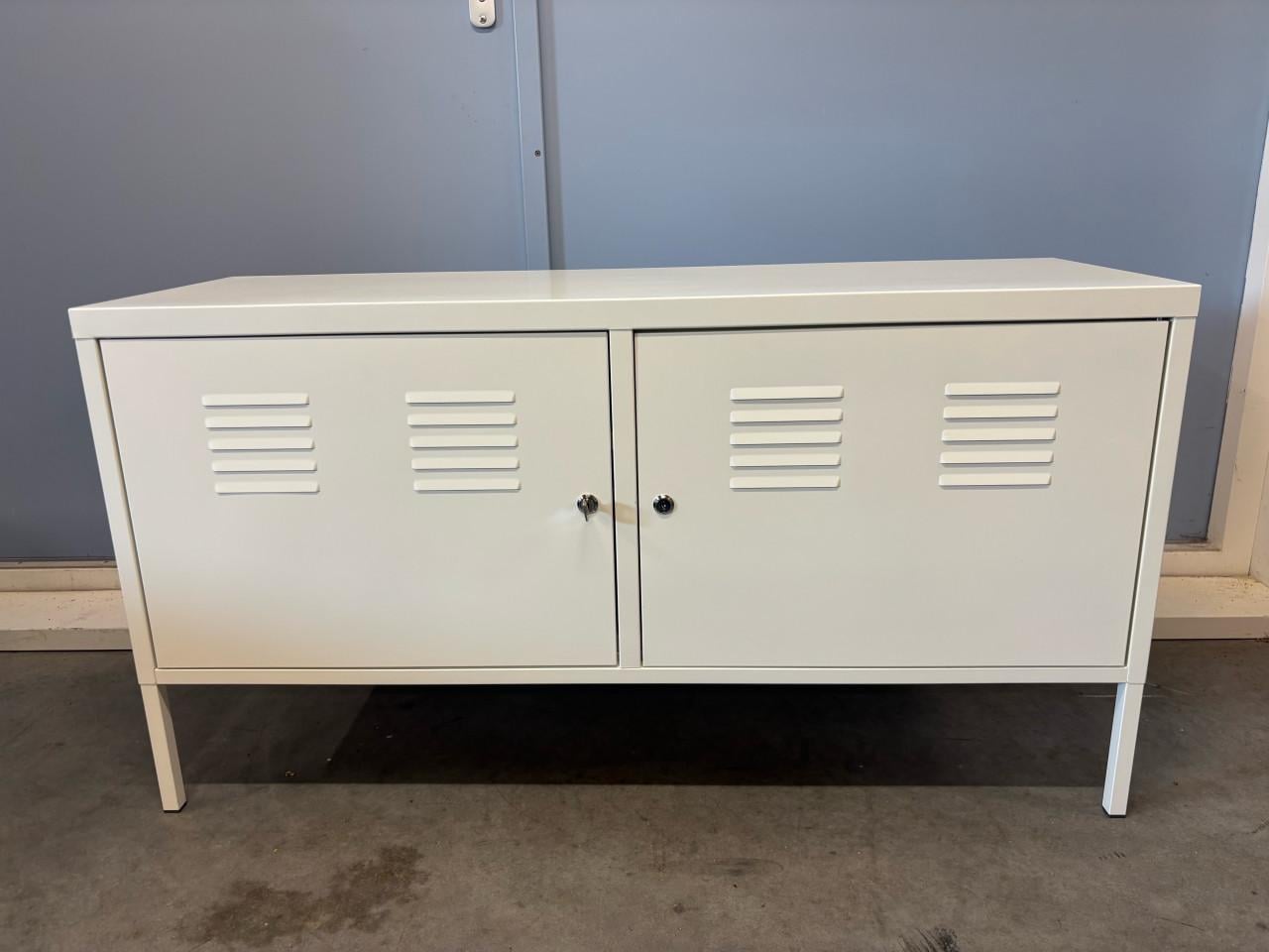 Ikea PS kast van metaal