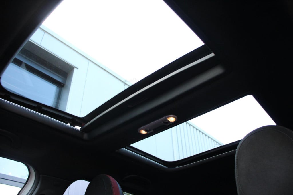 Mini Countryman 2.0 john cooper works all4 - two tone - pano - schaalstoele