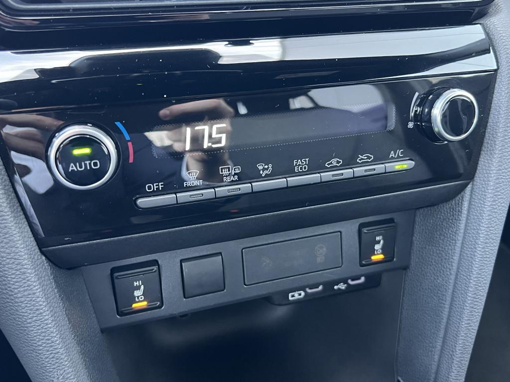 Toyota Yaris Cross 1.5 hybrid 115 first met comfort pack