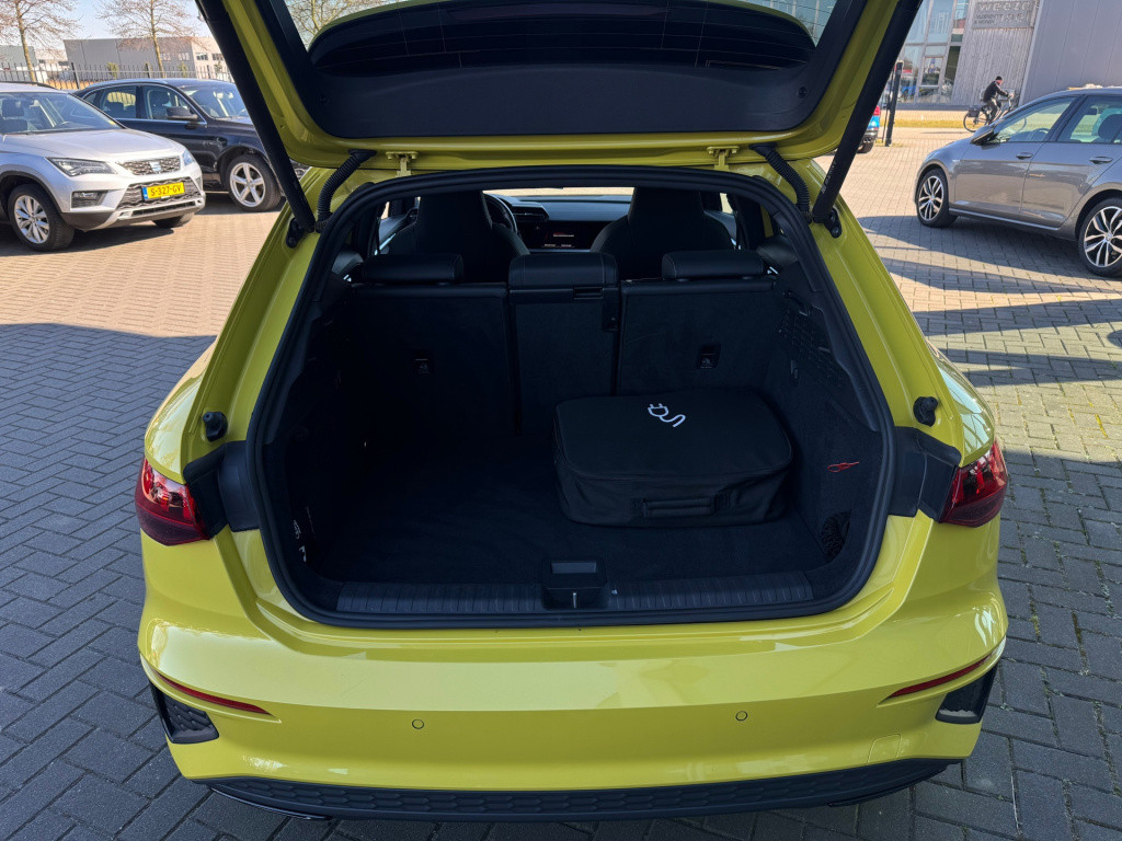 Audi A3 sportback 45 tfsi e s edition competition * panoramadak * b&o * cam