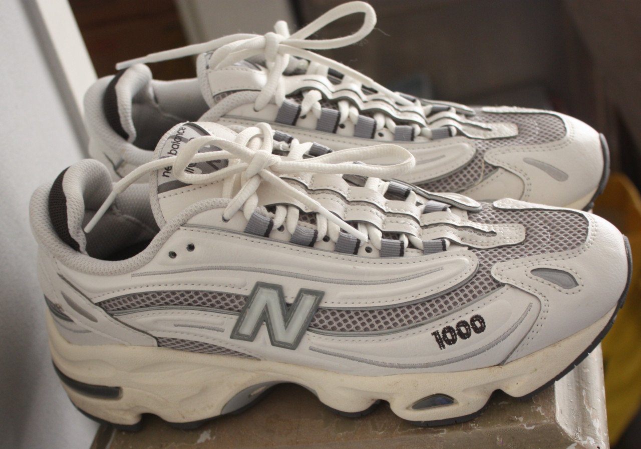 New balance 1000 White-Grey-Beigetan maat 38,5