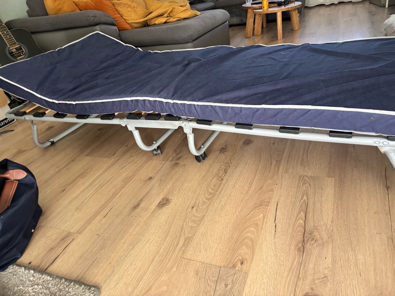 Logeerbed. 2x gebruikt