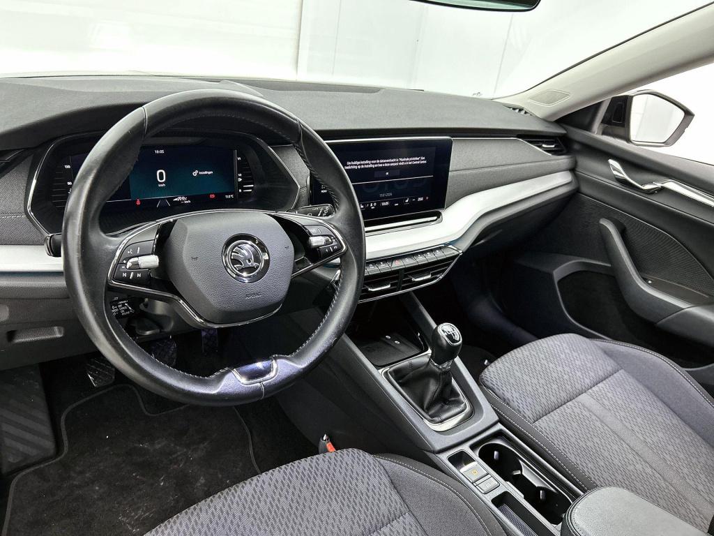 Skoda Octavia combi 1.0 tsi business edition plus | trekhaak | navigatie | 