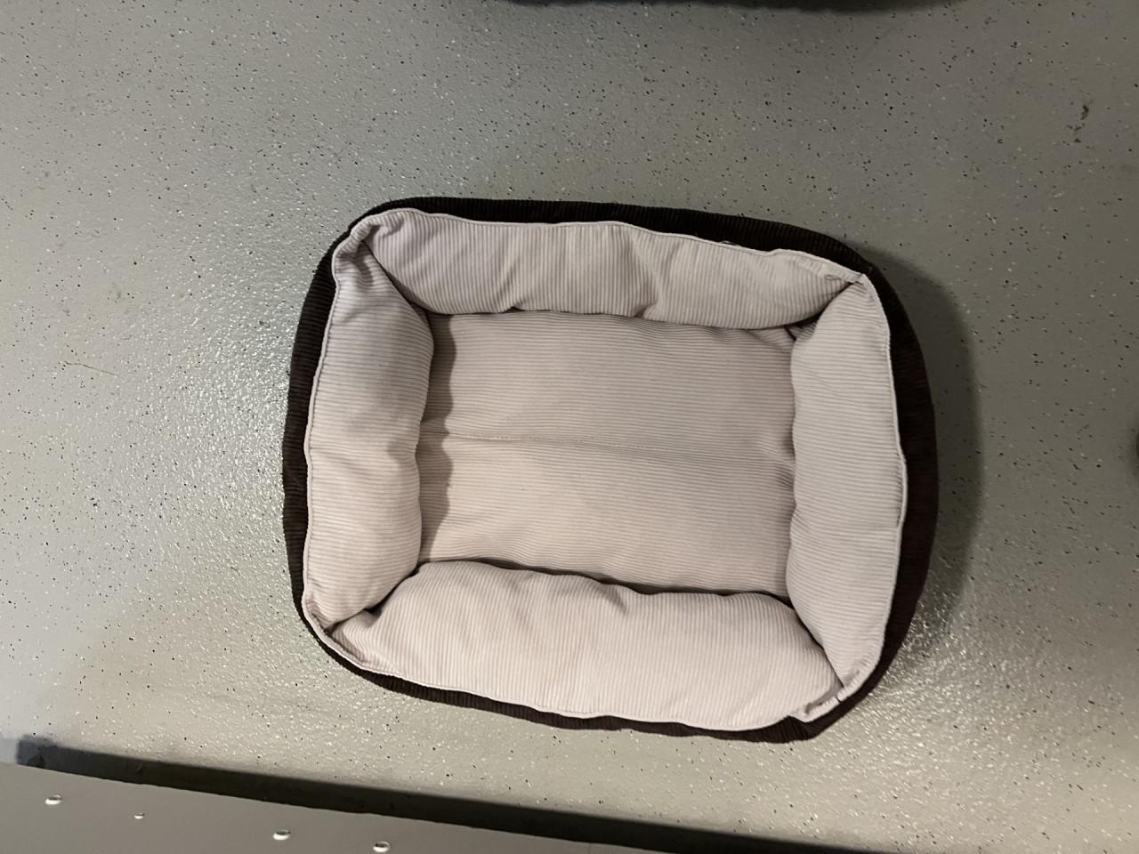 Kattenmandje bruin/beige