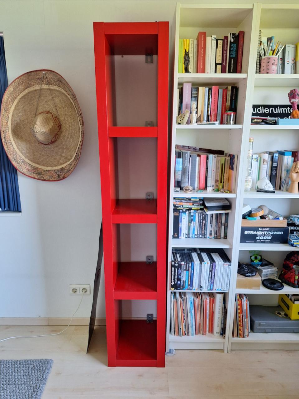 Kallax boekenkast rood