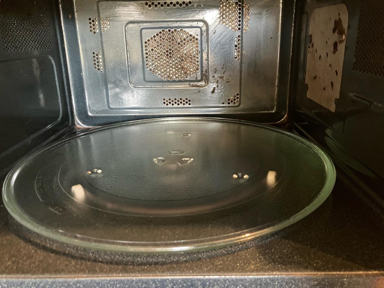 Combi magnetron SAMSUNG ( geen ophaal diensten)
