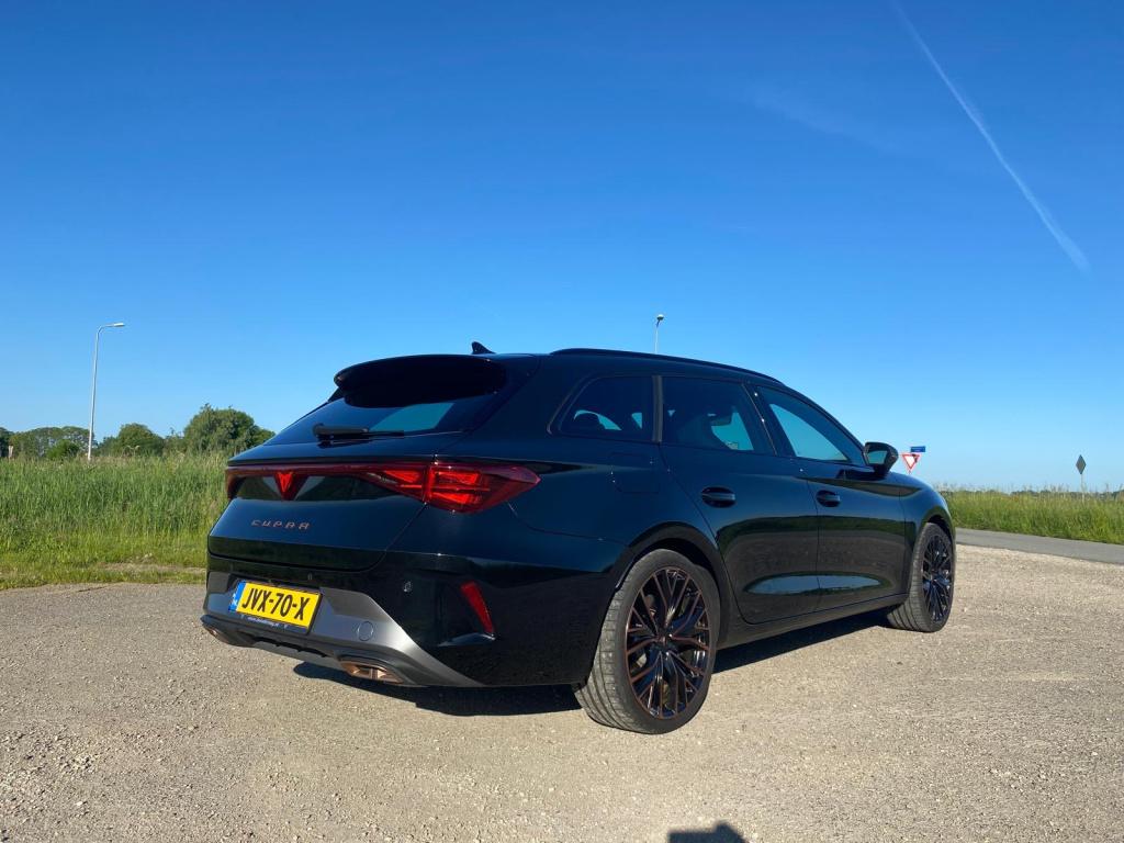 Cupra Leon Sportstourer 1.5 tsi e-hybrid 272pk vz performance