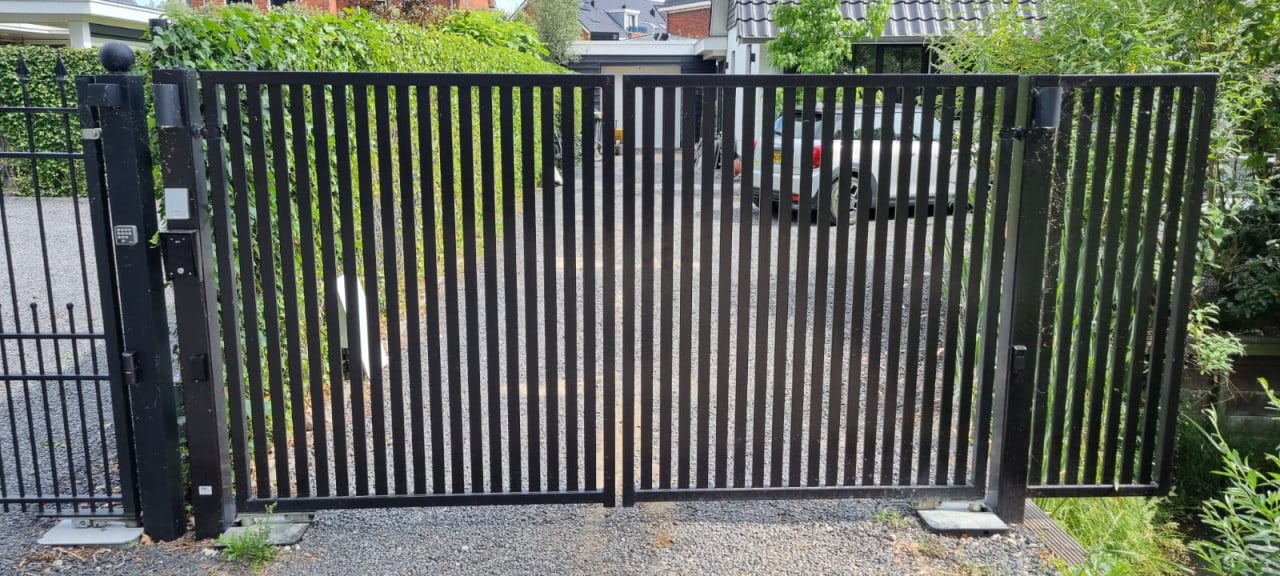 Sierhekwerken en poorten op maat gemaakt