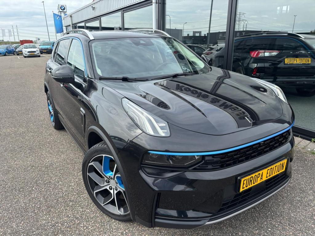 Lynk & Co 01 261pk phev 7dcth , panoramadak , adaptive cc , 360gr camera , 