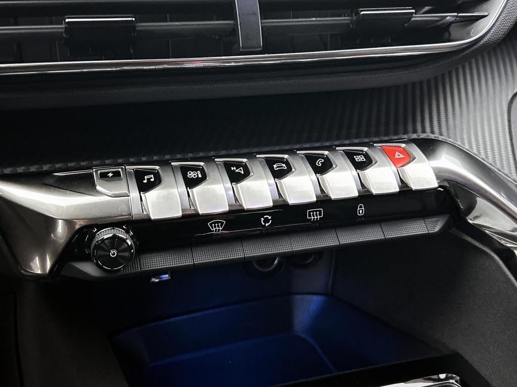 Peugeot 3008 plug-in hybrid 225 pk active pack business | rijklaar