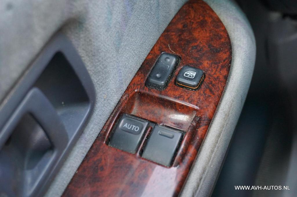 Toyota Land Cruiser landcruiser 90 3.0 d4-d hr blind van