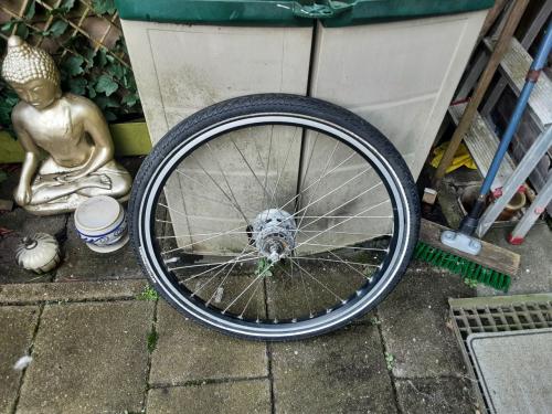 26 x 1,75 inch shimano nexus achterwiel, 3 speed,rollerbrake rem