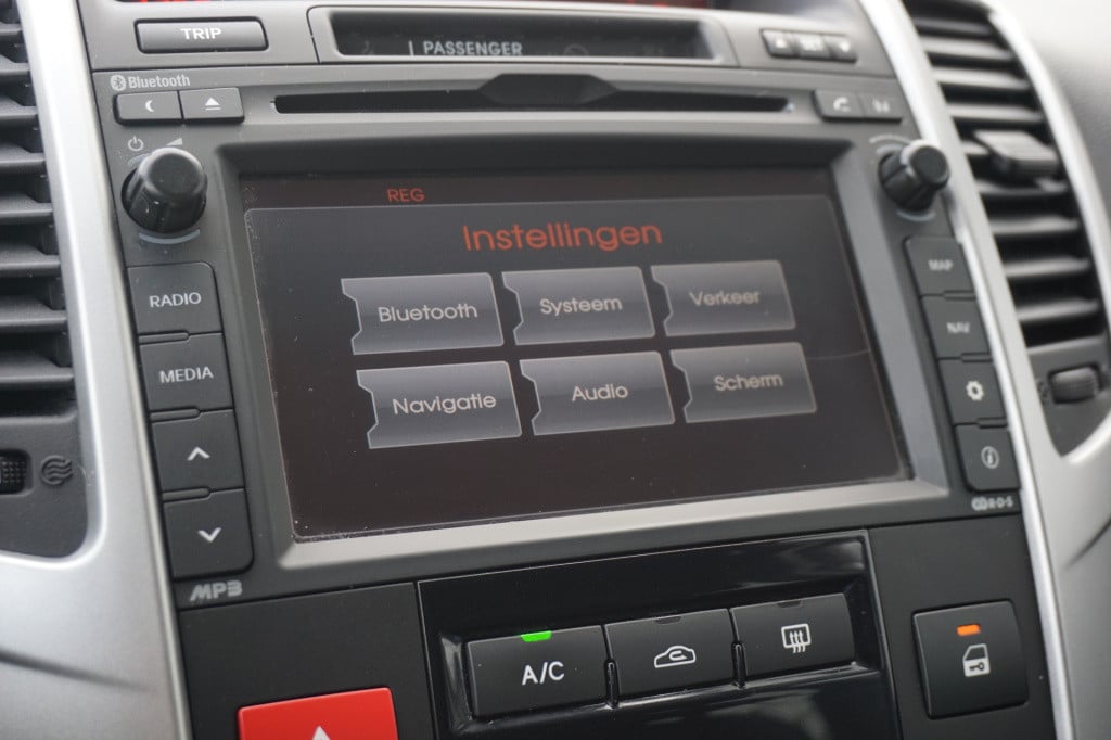Kia Venga 1.4 cvvt 20th anniversary airco / navi / cruise / trekhaak / elek