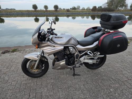 Suzuki GSF1200 Bandit met 3 delig kofferset
