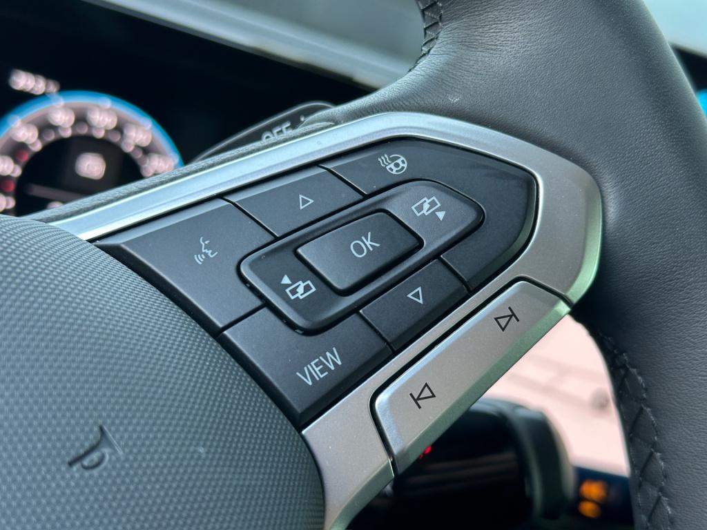 Volkswagen Tiguan 1.5 ehybrid elegance 204pk | trekhaak | camera | head-up 