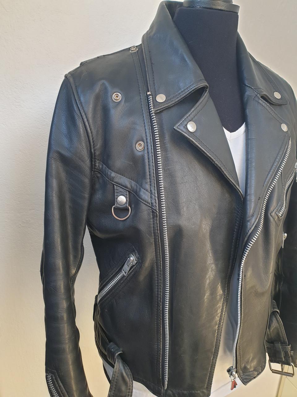 2 stoere bikerjackets.