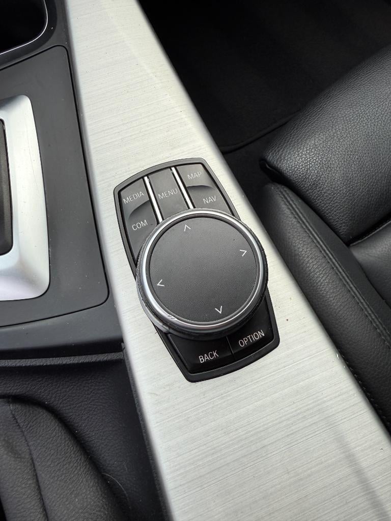 BMW 3-serie 318i touring - m sport - corporate lease