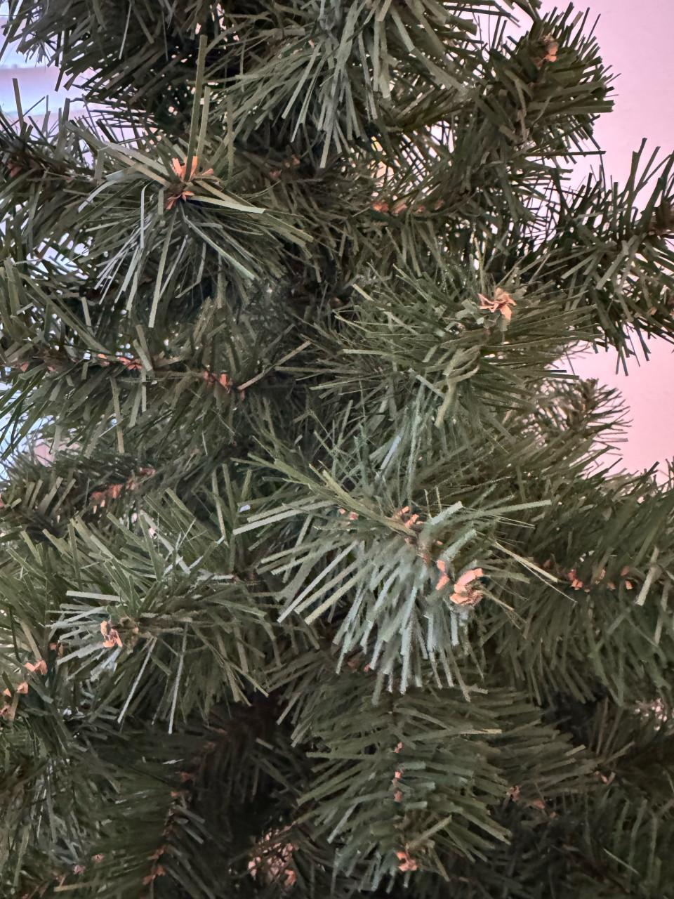 Mooie kunst kerstboom van 125 cm, inclusief standaard