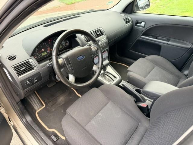 Ford Mondeo 2.0-16v first edition