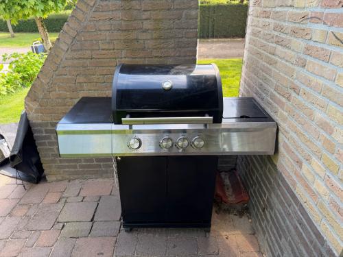 Tarrington gas BBQ incl. hoes