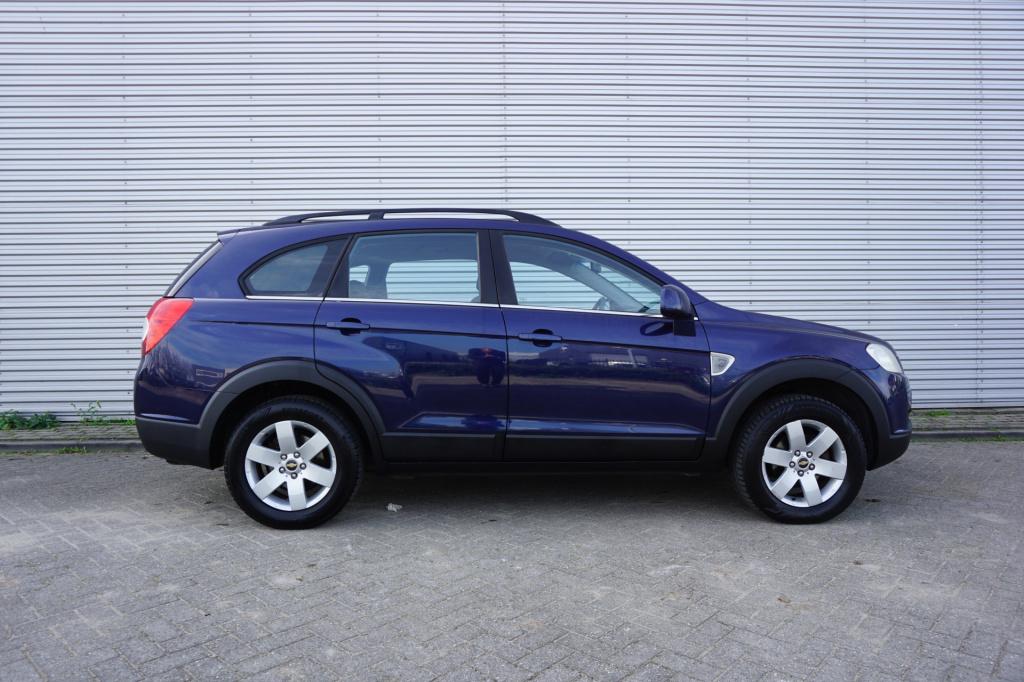 Chevrolet Captiva 2.4i style 2wd 7p airco / elektr. ramen / cruise / parkee