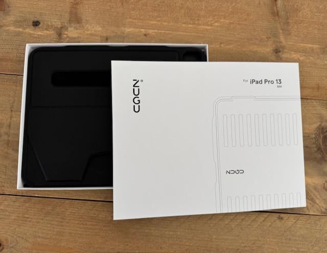 ZUGU case voor iPad Pro 13 (M4) 2024, M5 (2025), zwart, magnetisch