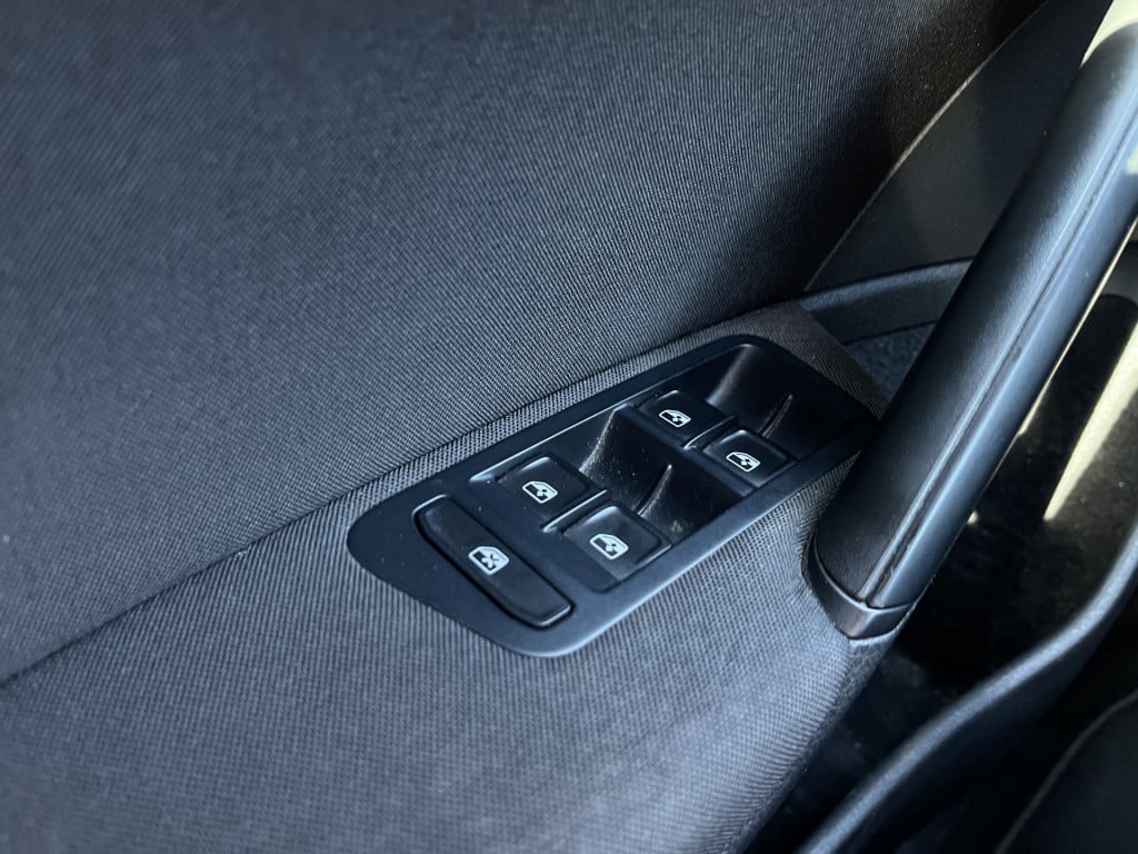Volkswagen Golf 1.0 tsi edition