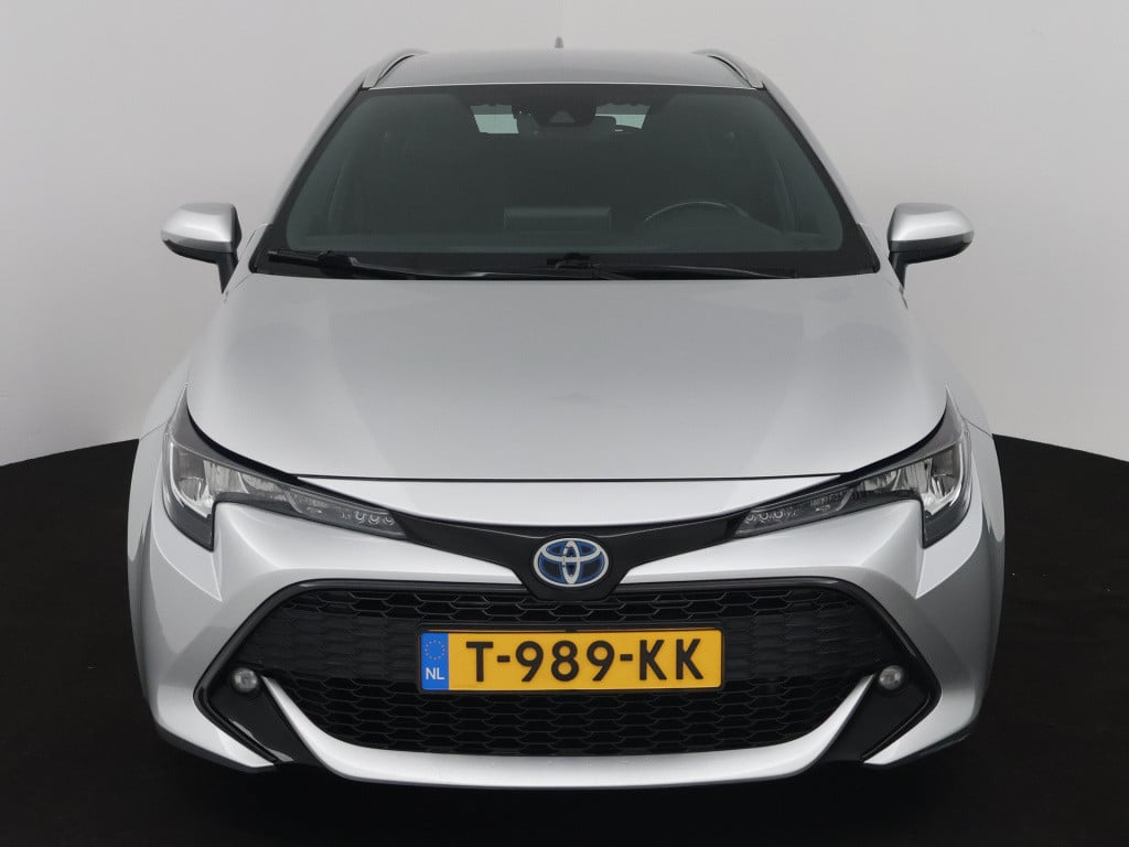 Toyota Corolla Touring Sports 2.0 hybrid style limited camera | trekhaak | 