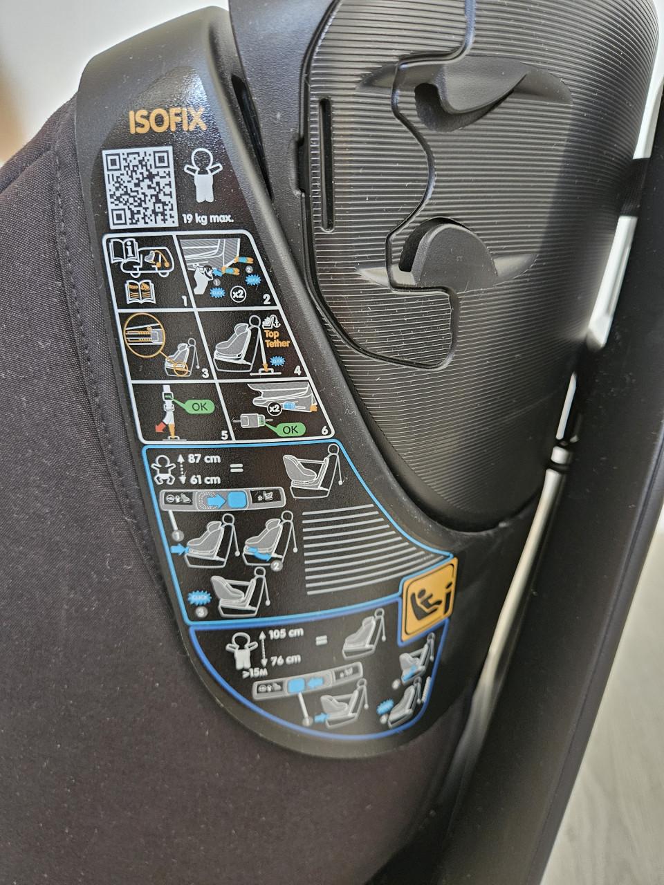 Autostoel Maxi Cosi AxissFix, zwart, draaibaar, 61 cm - 104 cm