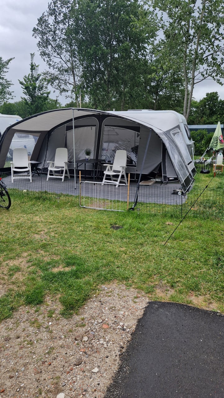 Mooie Hymer eriba nova 465 caravan