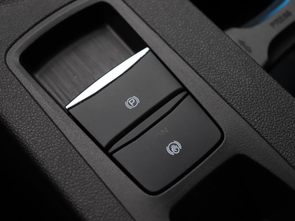 Ford Kuga 1.5 ecoboost st-line | navi | winterpakket | cruise control | lmv