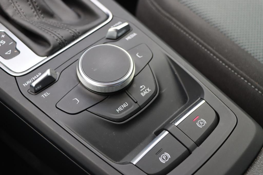 Audi Q2 30 tfsi design s-tronic 115pk