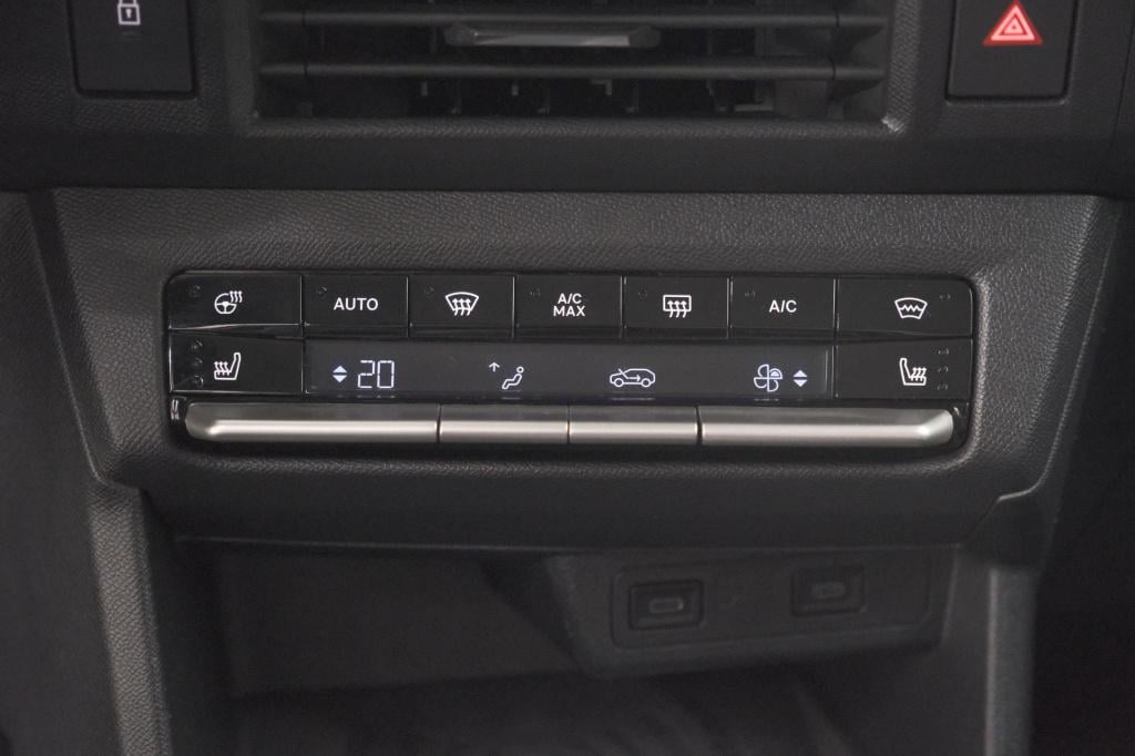 Opel Frontera 1.2 turbo hybrid 136 gs | allseason banden | comfort pakket |